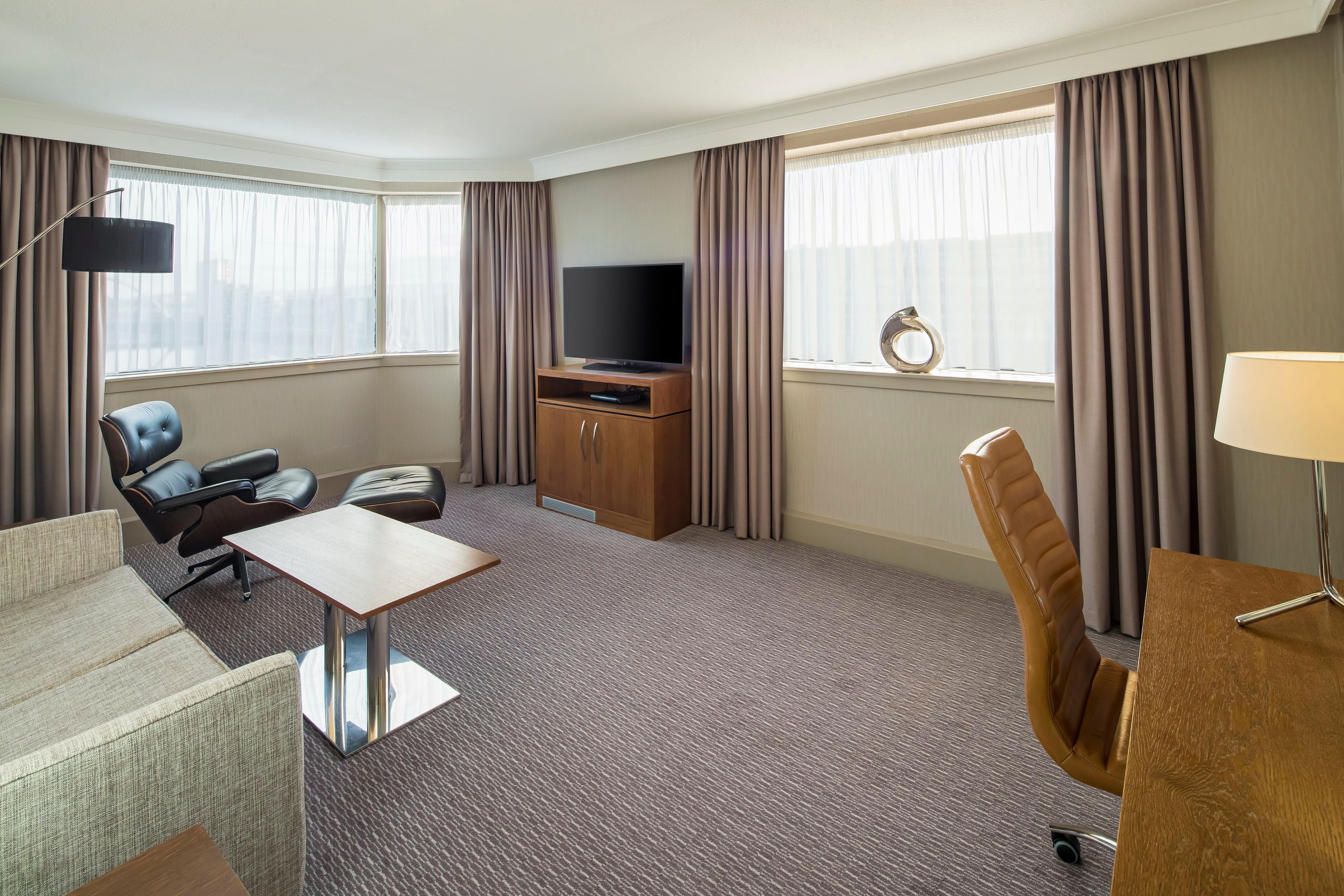 Crowne Plaza Glasgow, an IHG Hotel Zewnętrze zdjęcie