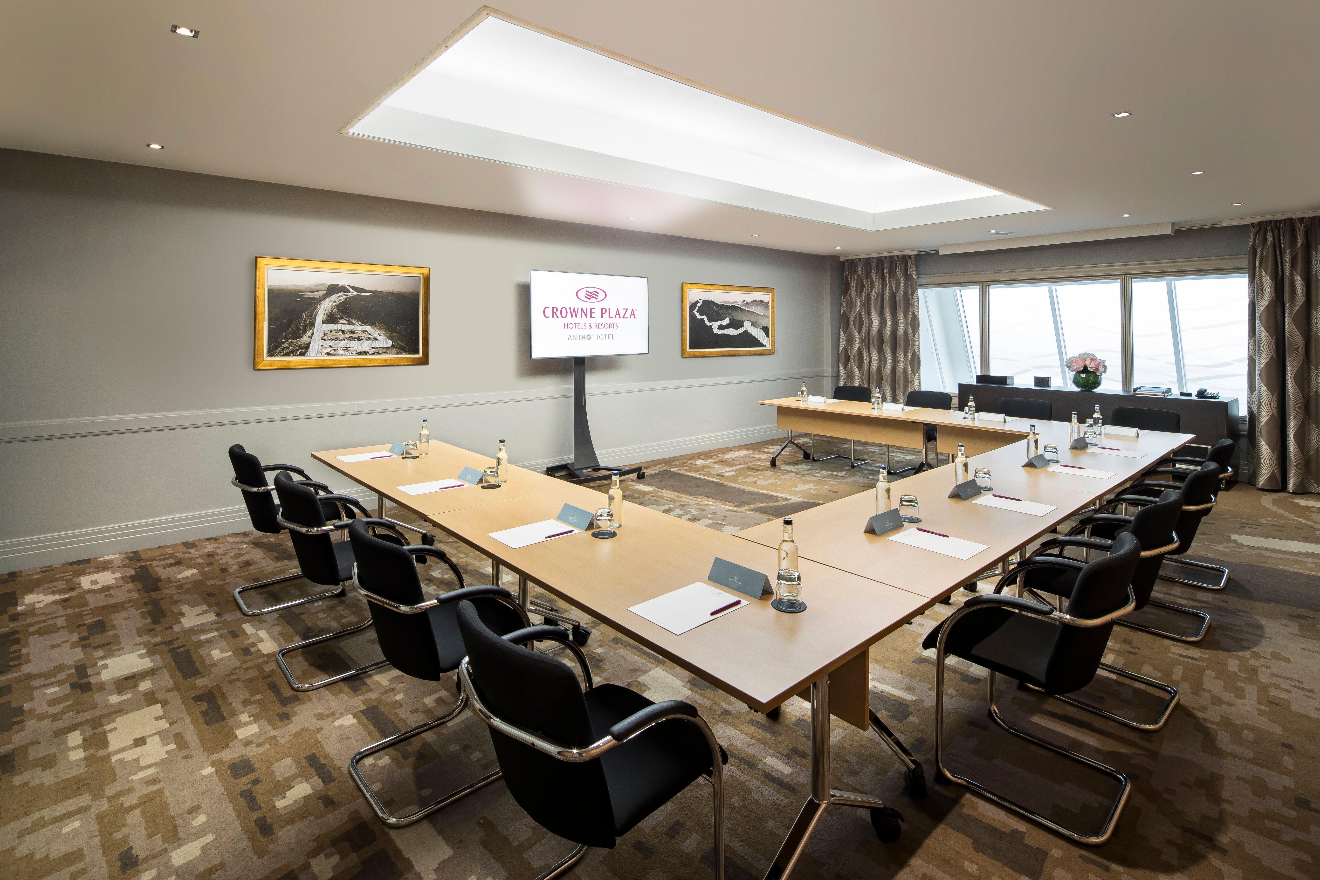 Crowne Plaza Glasgow, an IHG Hotel Zewnętrze zdjęcie