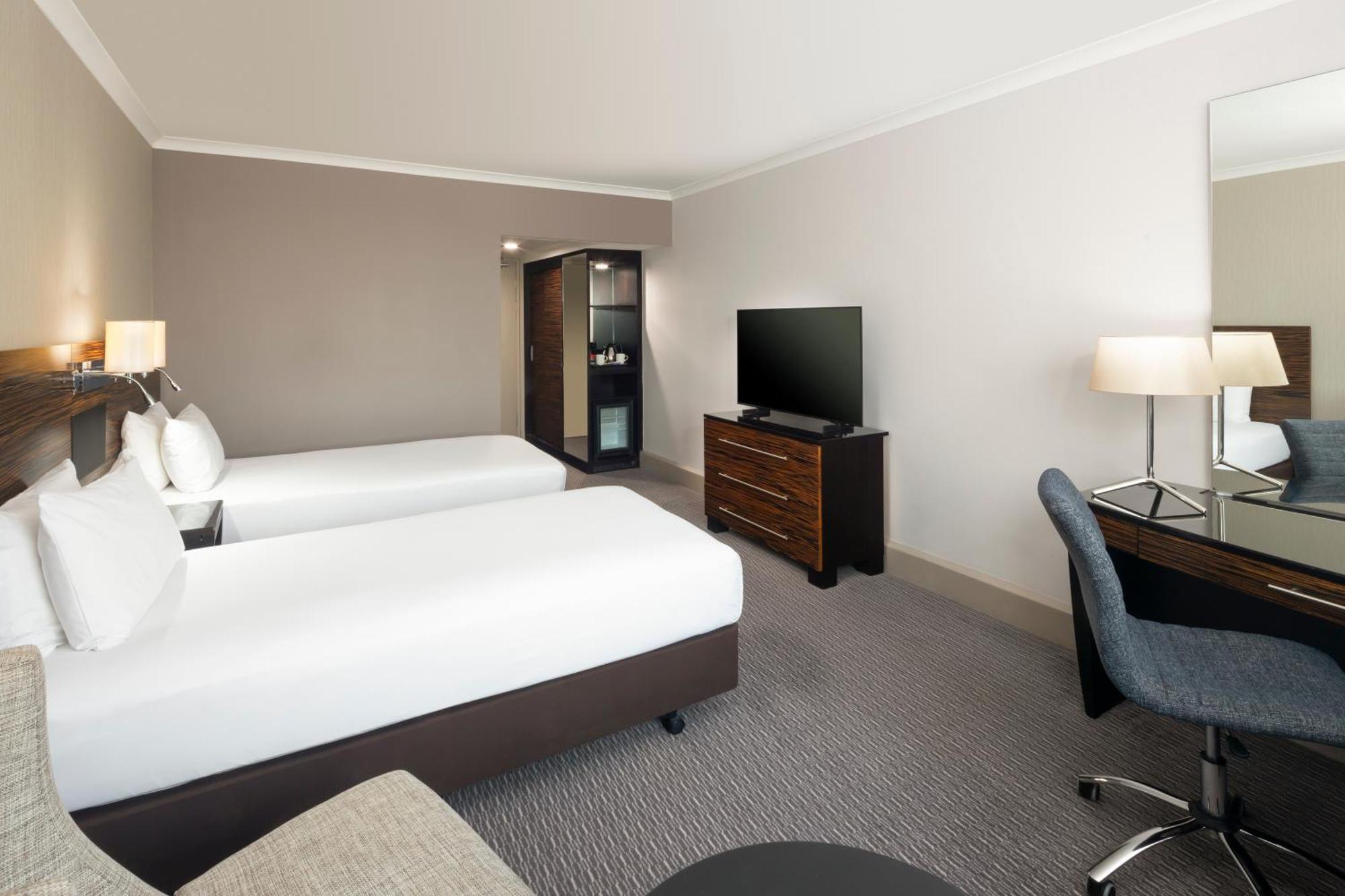 Crowne Plaza Glasgow, an IHG Hotel Zewnętrze zdjęcie
