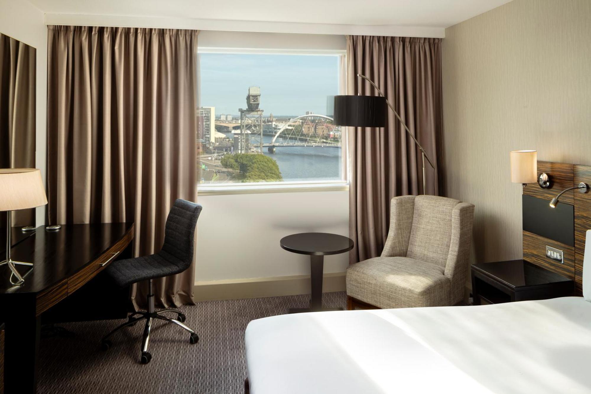 Crowne Plaza Glasgow, an IHG Hotel Zewnętrze zdjęcie